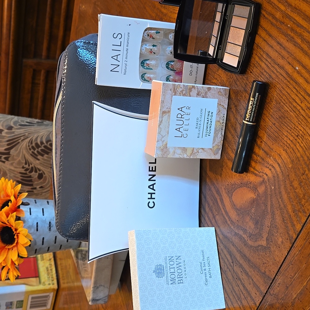 Laura Geller Foundation Lancome Beauty Bundle Mascara Lipstick Eye Chanel Box